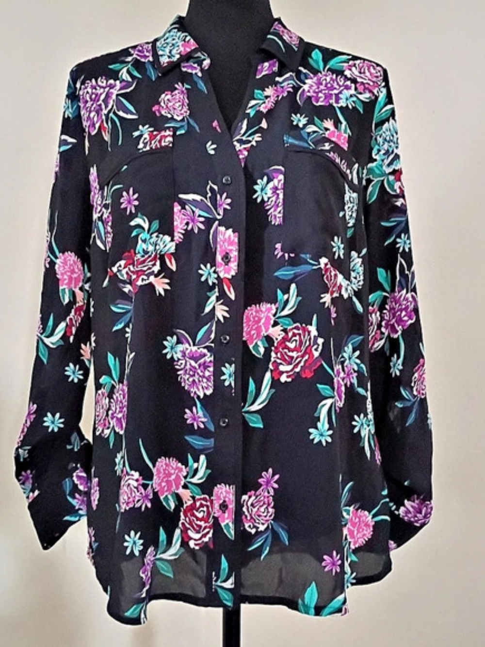 Candie's Floral Button Down Shirt in Black & Pink Size Large Like New